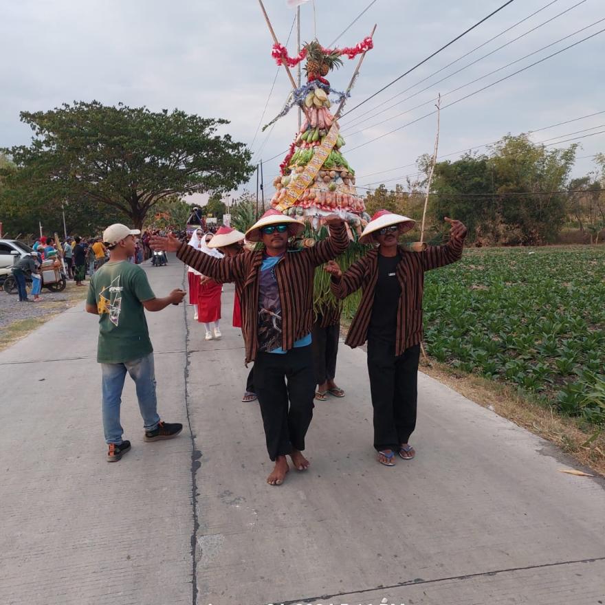 Pemerintah Desa Gayam Turut Ramaikan Karnaval HUT RI ke-79